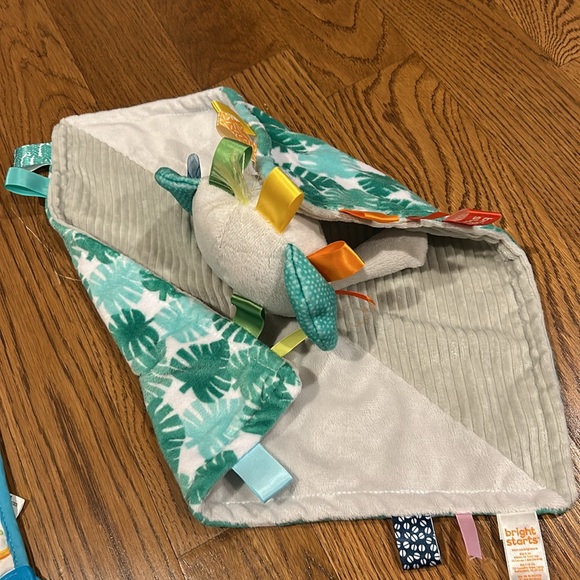 Three Baby Toys:  Infantino Pal Turtle, Bright Stars Elephant, NUBY Monkey - Picture 9 of 16